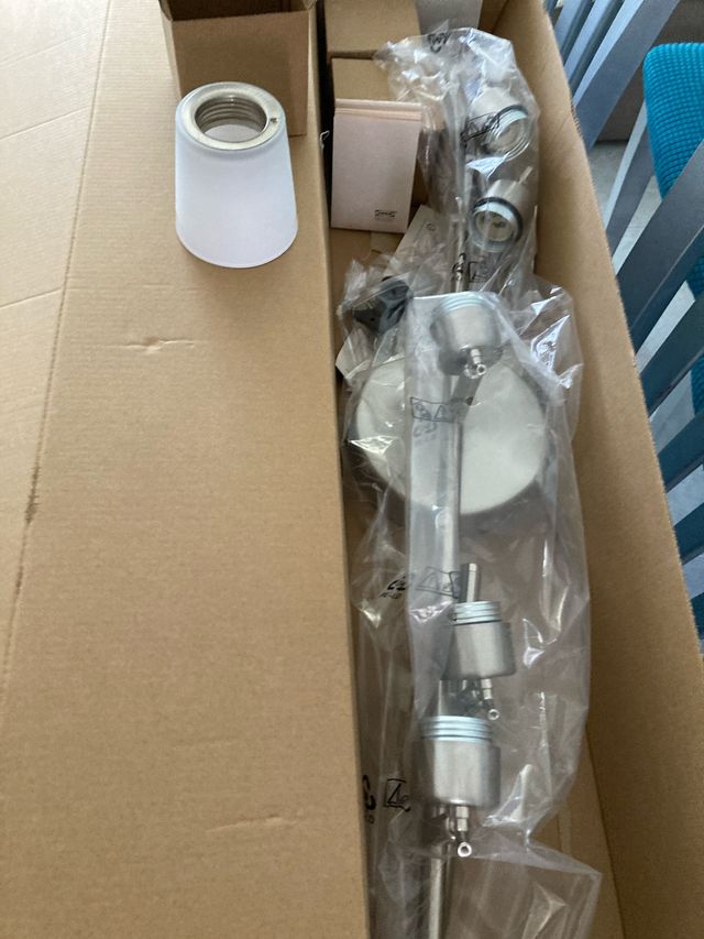 Applique da parete nuovo