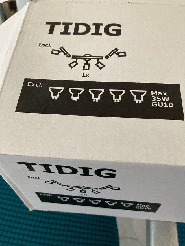 Applique da parete nuovo