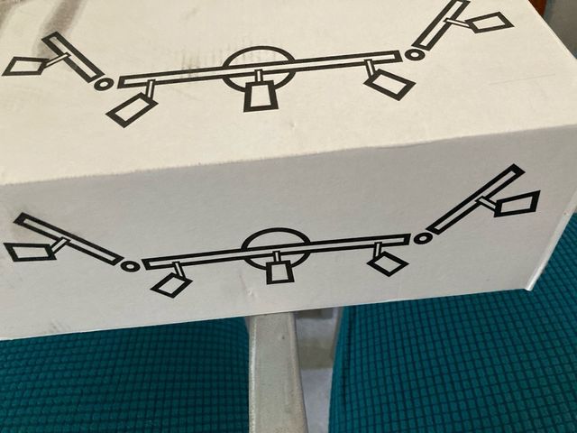 Applique da parete nuovo