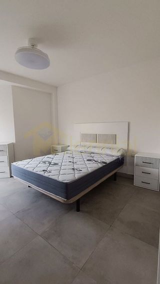 Piso en alquiler en Rochelambert en Sevilla