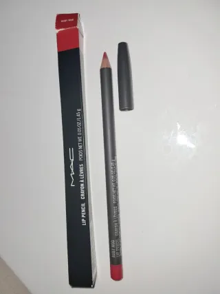 Set MAC Ruby Woo Pintalabios y Perfilador