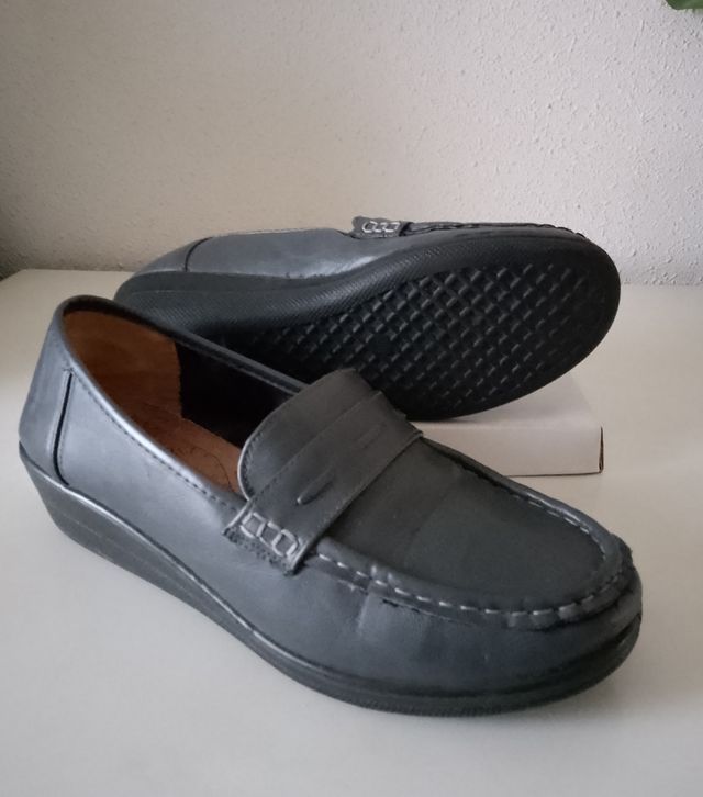 Mocasines grises
