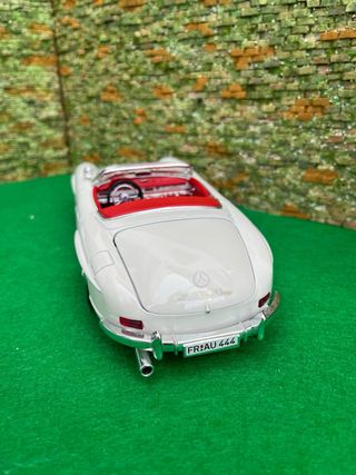 Mercedes-Benz 300SL Roadster – Bburago – 1.18