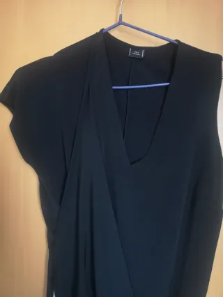 Vestido gasa asimétrico negro