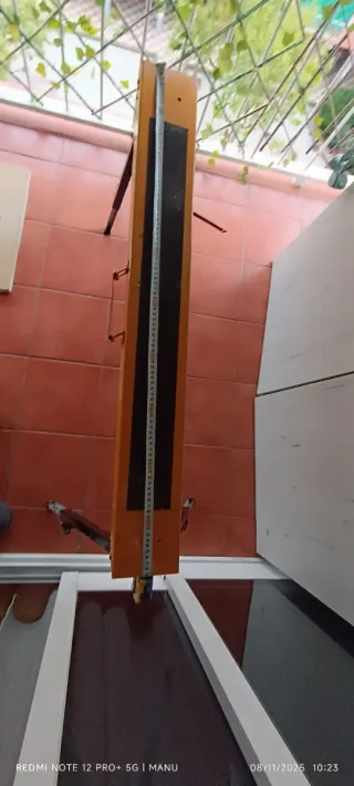 Caballete de hierro plegable ,y regulable en alto