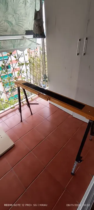 Caballete de hierro plegable ,y regulable en alto