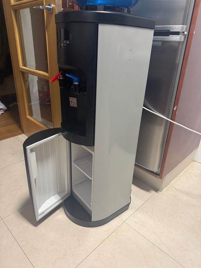 Dispensador Agua Fría/Caliente 20L