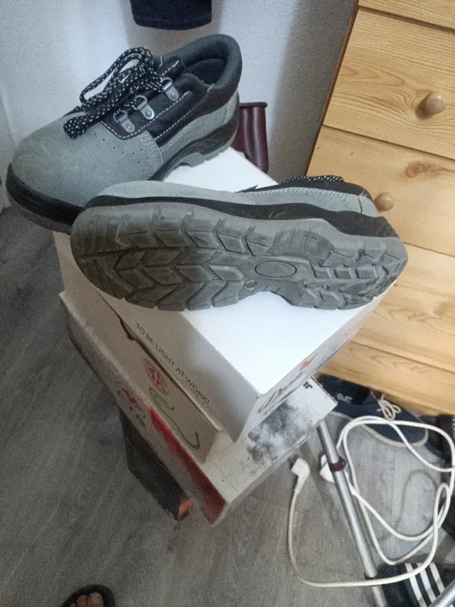 Zapatos seguridad mujer  Talla 37