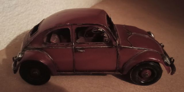 Coche Decorativo Metal Escarabajo