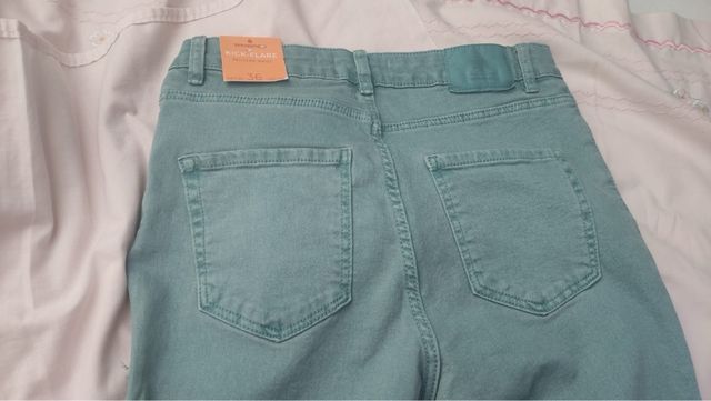 Vaqueros verde mar