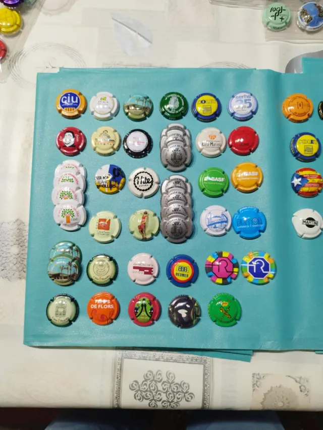 Lotto numero 32. Piastre Cava Pirulas