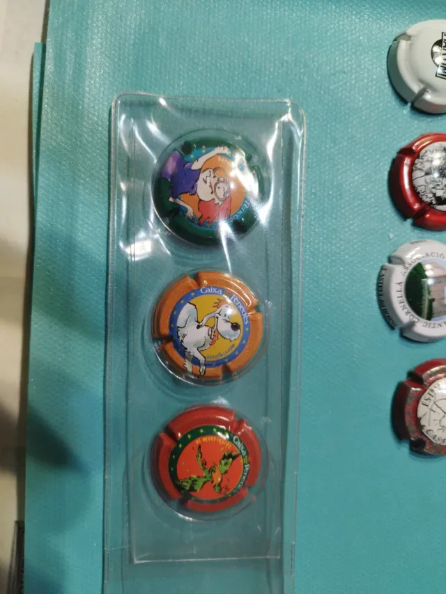 Lotto numero 32. Piastre Cava Pirulas