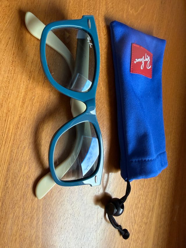Gafas de sol Ray-Ban mujer azul y beige