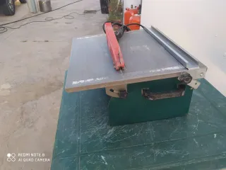 Cortadora de baldosas y azulejos