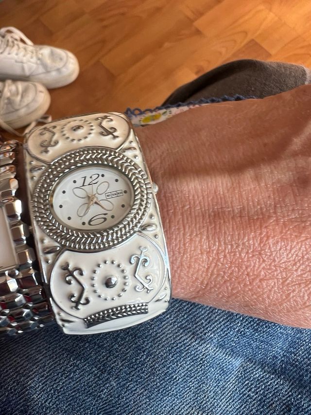 Reloj Misako Vintage Blanco y Plateado