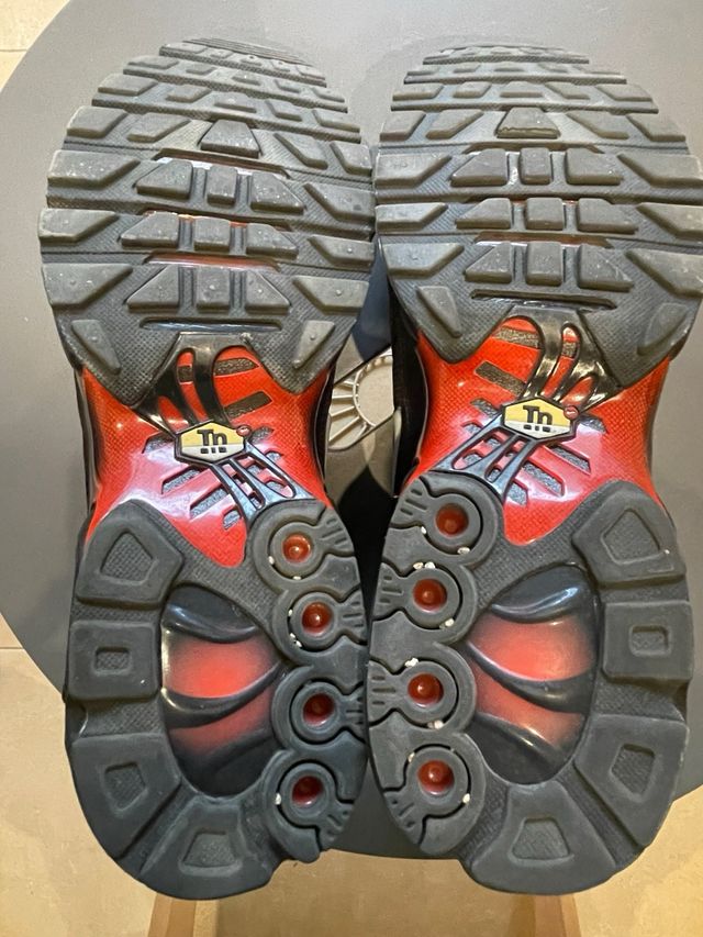 Nike Air Max Plus TN Deadpool