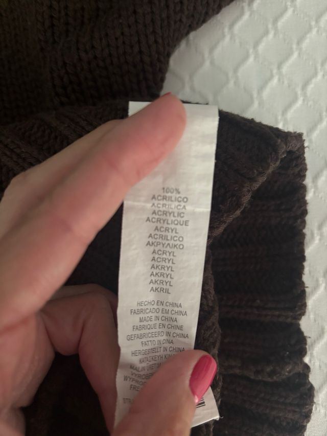 Jersey cuello alto estampado rayas