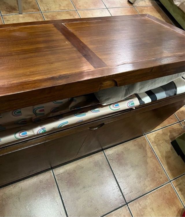 Baúl centro de madera