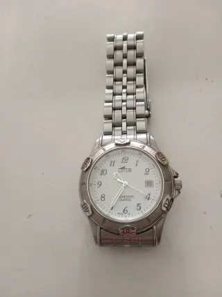 Reloj Lotus Hombre Plata y Blanco
