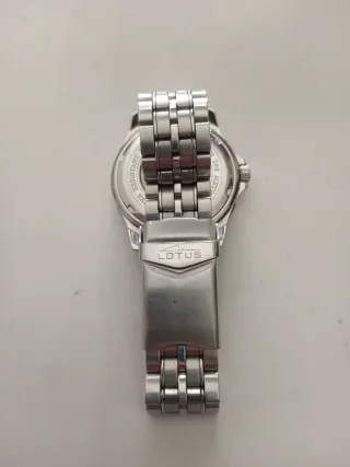 Reloj Lotus Hombre Plata y Blanco