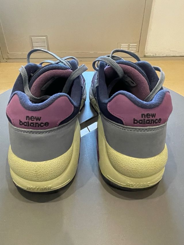 New Balance 580