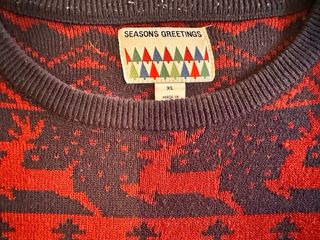 Jersey Navideño Reindeer Rojo y Azul