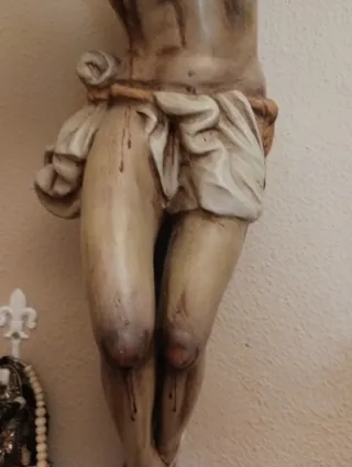 Crucifijo y Trono Chico