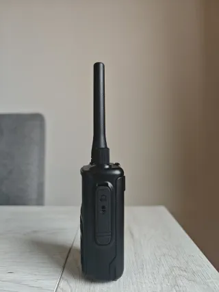 1x Baofeng UV-5R Mini Walkie Talkie radio