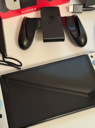 Nintendo Switch OLED Blanca + Accesorios