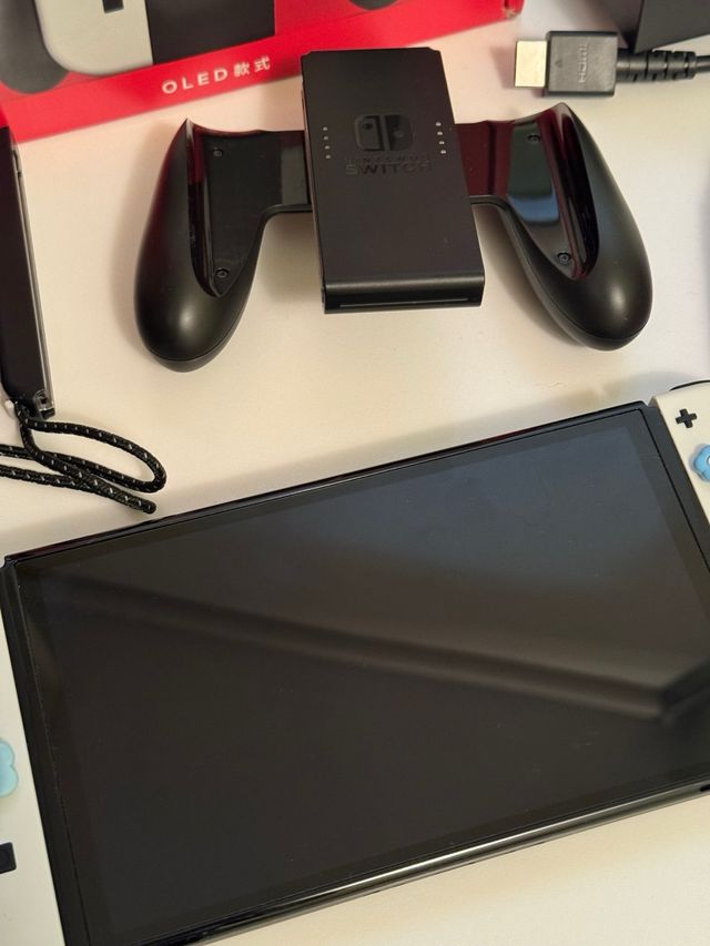 Nintendo Switch OLED Blanca + Accesorios
