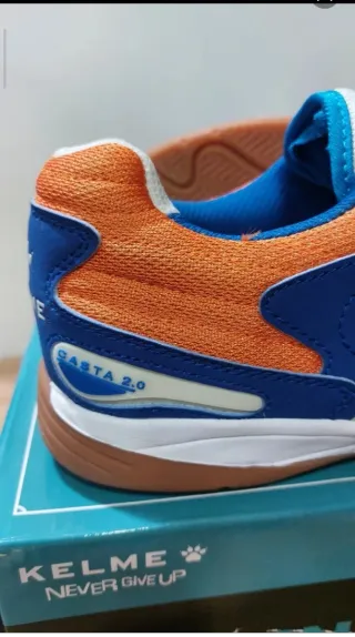 Zapatillas Kelme Casta 2.0 Fútbol Sala Talla 44