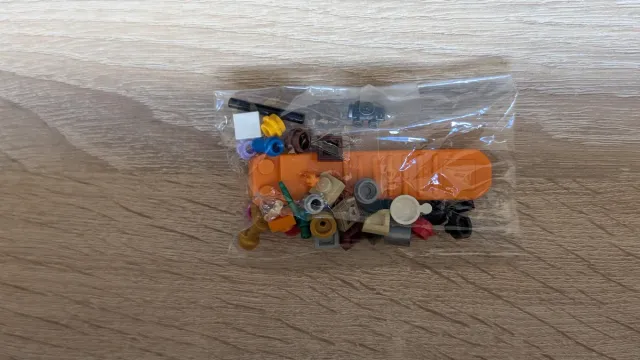 LEGO Friends Central Perk 21319 con regalo