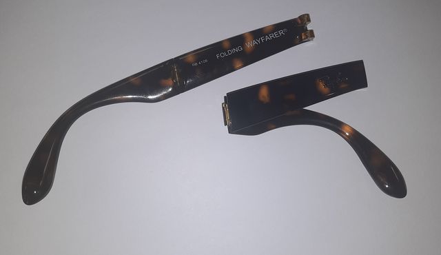 RB4105 Folding Wayfarer Occhiali da Sole