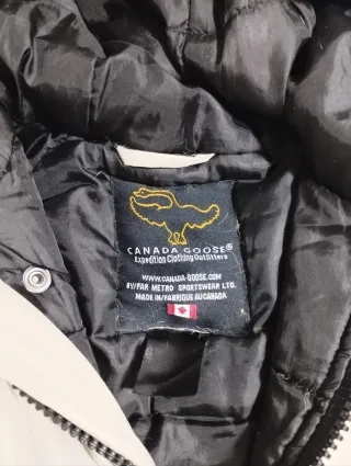 Chaqueta Canada Goose Beige Corta