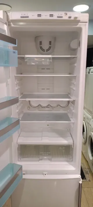 NEVERA COMBI SIEMENS NO FROST ENERGÍA A+