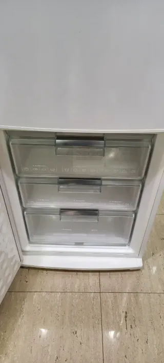 NEVERA COMBI SIEMENS NO FROST ENERGÍA A+