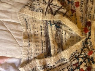 Jersey calentito beige y rojo