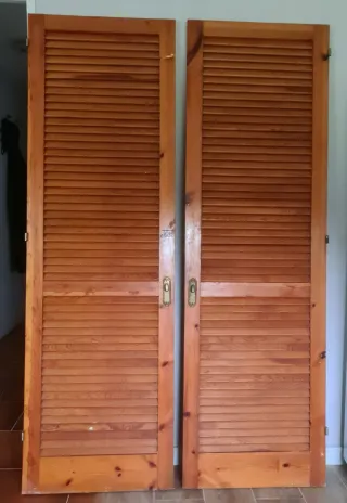 2 Puertas Armario Madera Lamas.