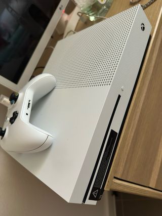 Xbox One S Blanca