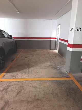 Garaje en venta en Benetússer