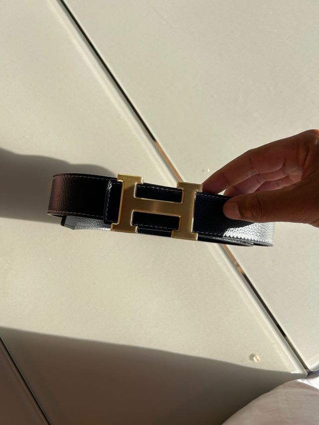 Cinturón Hermes Negro Hebilla Dorada