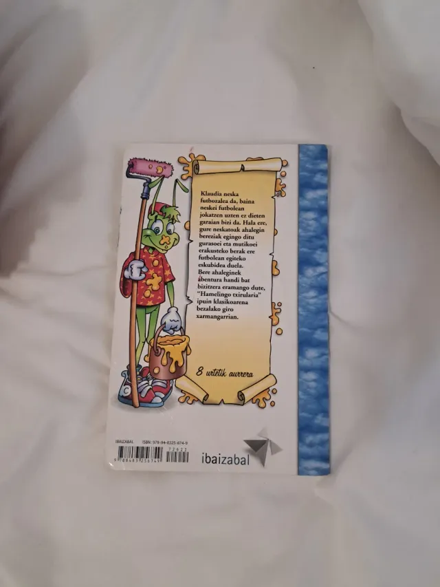 Klaudia eta baloien sekretua (Matxinsalto) (Bas...