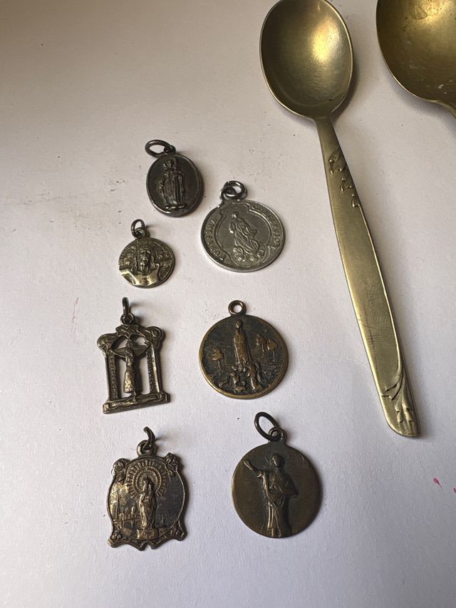 Lote de 7 medallas religiosas antiguas