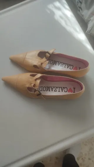 Zapatos planos CALZAMODA piel mujer beige