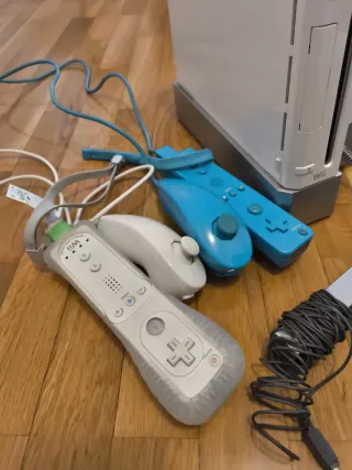 Nintendo Wii + Wii Sports Resort