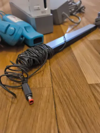 Nintendo Wii + Wii Sports Resort