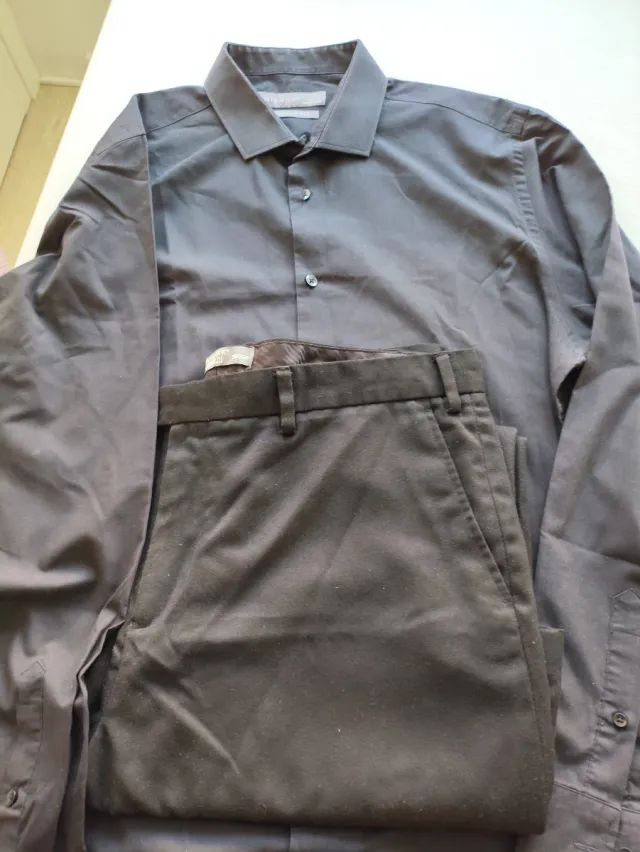 Camisa y Pantalón camarero