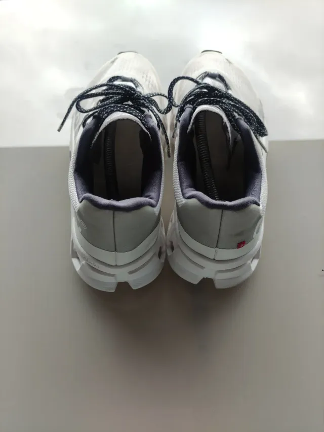 Zapatillas On Running Cloudtec Gris/Blanco