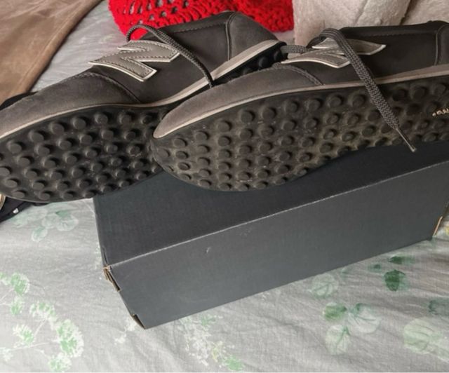 New Balance 410 grises