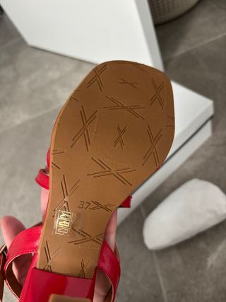 Sandalias Tacón Rojo Piel Daniela Vega nuevos!
